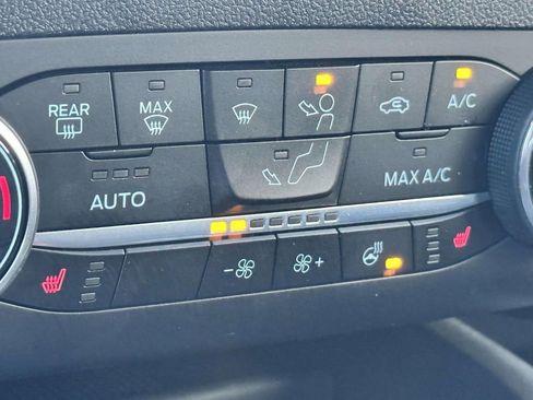 Used 2025 Ford Escape ST-Line Select image 18