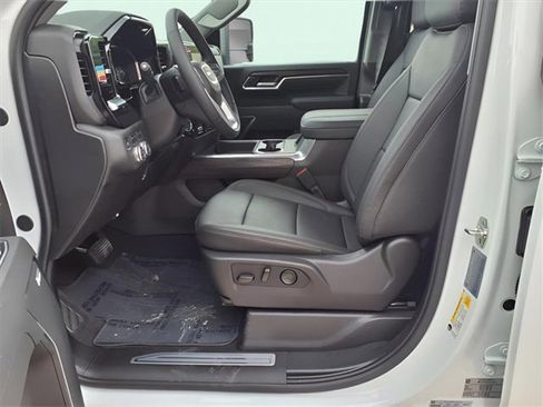 New 2025 GMC Sierra 2500 SLT w/ SLT Premium Package image 22