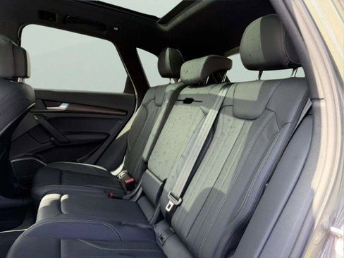 Certified 2025 Audi Q5 e Premium Plus w/ Premium Plus Package image 23