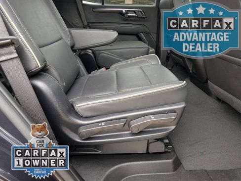 Used 2025 Chevrolet Tahoe Premier AWD/4WD image 24