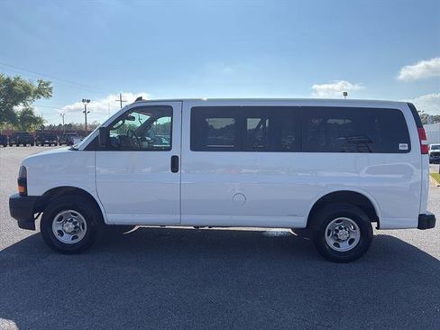 Used 2023 Chevrolet Express 3500 LS image 4