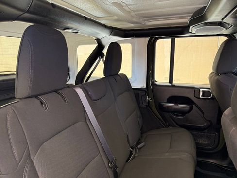 Used 2021 Jeep Wrangler Unlimited Sport AWD/4WD image 16