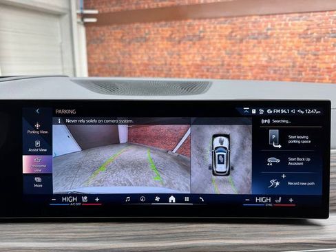 Used 2026 BMW X5 xDrive50e AWD/4WD image 5