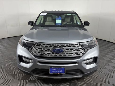 Certified 2022 Ford Explorer Limited image 2