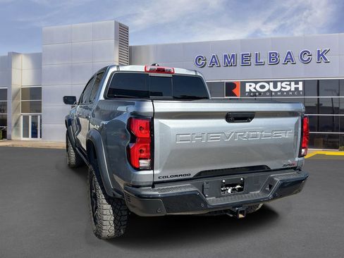 Used 2026 Chevrolet Colorado ZR2 w/ Technology Package AWD/4WD image 6
