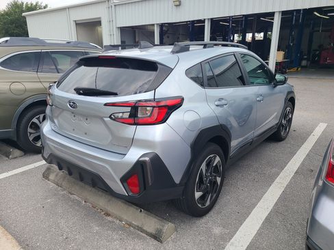 Used 2025 Subaru Crosstrek 2.5i Limited w/ Crosstrek Mirror Package AWD/4WD image 7