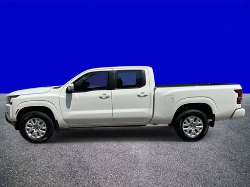 Used 2023 Nissan Frontier SV w/ Technology Package AWD/4WD image 6