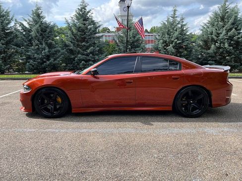 Used 2022 Dodge Charger R/T w/ Blacktop Package RWD image 25