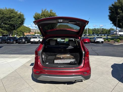 Used 2017 Hyundai Santa Fe Sport FWD image 9
