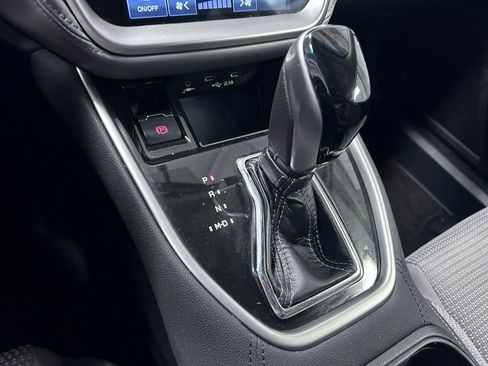 Used 2022 Subaru Outback Premium image 16
