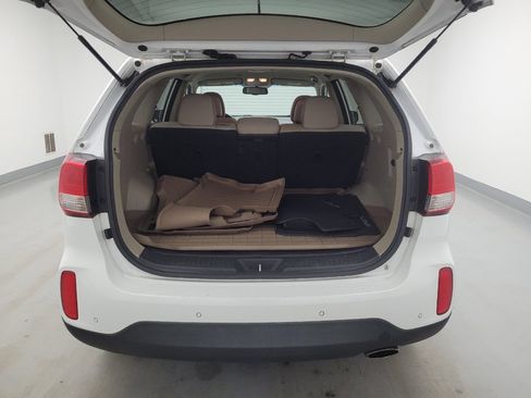 Used 2015 Kia Sorento LX FWD image 29