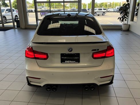 Used 2018 BMW M3 RWD image 64