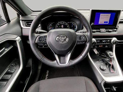 Used 2023 Toyota RAV4 SE w/ Weather & Moonroof Package AWD/4WD image 6