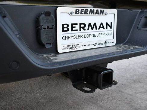New 2026 Jeep Gladiator Willys AWD/4WD image 8