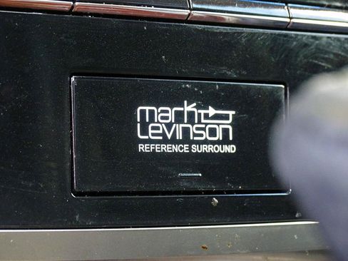 Used 2016 Lexus LX 570 4WD w/ Luxury Package image 38