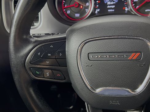 Used 2022 Dodge Charger SXT RWD image 19