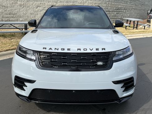 Certified 2025 Land Rover Range Rover Velar Dynamic HSE image 12