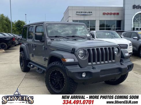 Used 2023 Jeep Wrangler Unlimited Sport AWD/4WD image 36