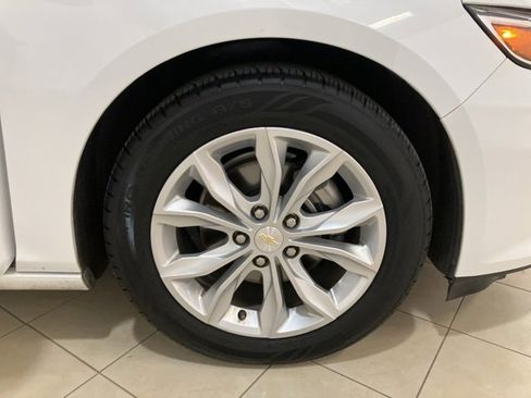 Used 2023 Chevrolet Malibu LT image 28