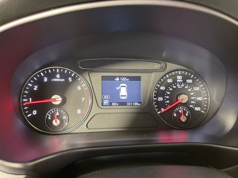 Used 2020 Kia Sorento AWD V6 image 20