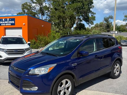 Used 2014 Ford Escape SE w/ Equipment Group 201A FWD image 1