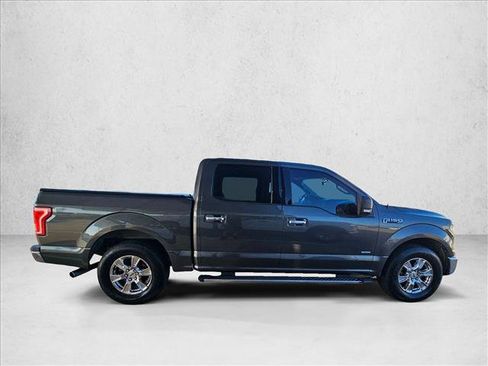 Used 2016 Ford F150 XLT w/ Equipment Group 301A Mid RWD image 4