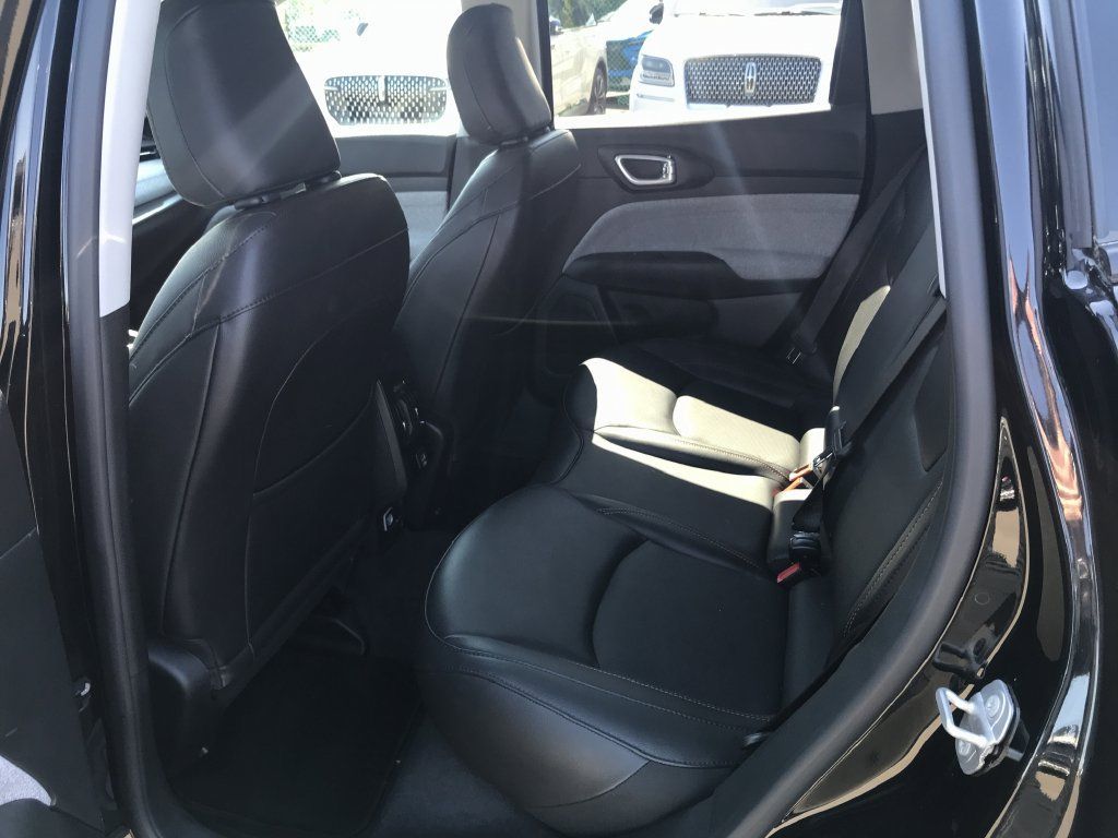 Used 2022 Jeep Compass Latitude AWD/4WD image 13