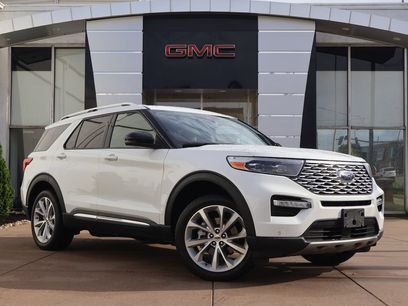 Used 2024 Ford Explorer Platinum w/ Technology Package