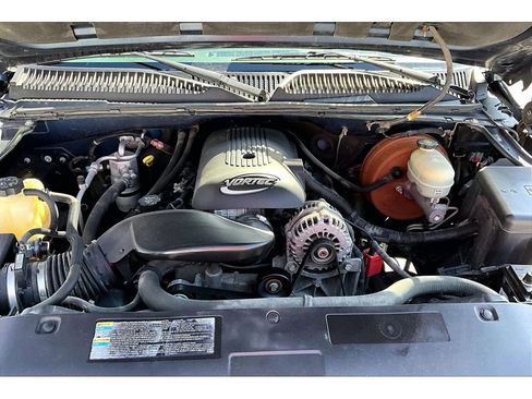 Used 2006 GMC Sierra 1500 SLE w/ Light Duty Power Package image 11