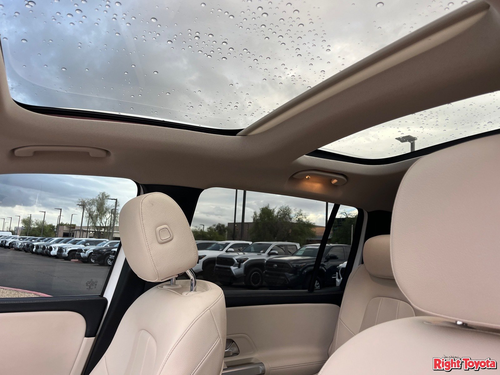Used 2022 Mercedes-Benz GLB 250 image 30