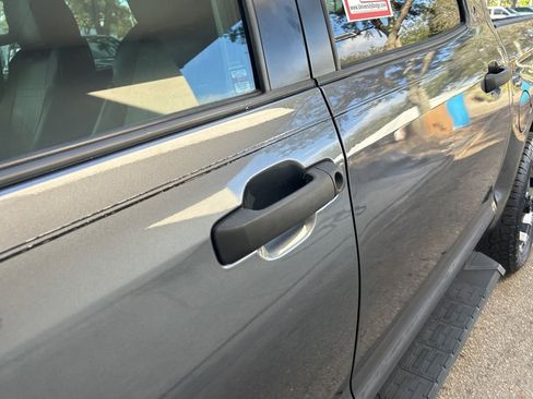 Used 2017 Toyota Tundra SR5 image 18