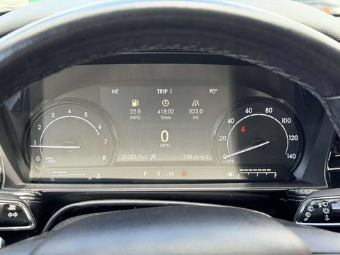 Used 2022 Lincoln Corsair AWD w/ Premium Package image 25