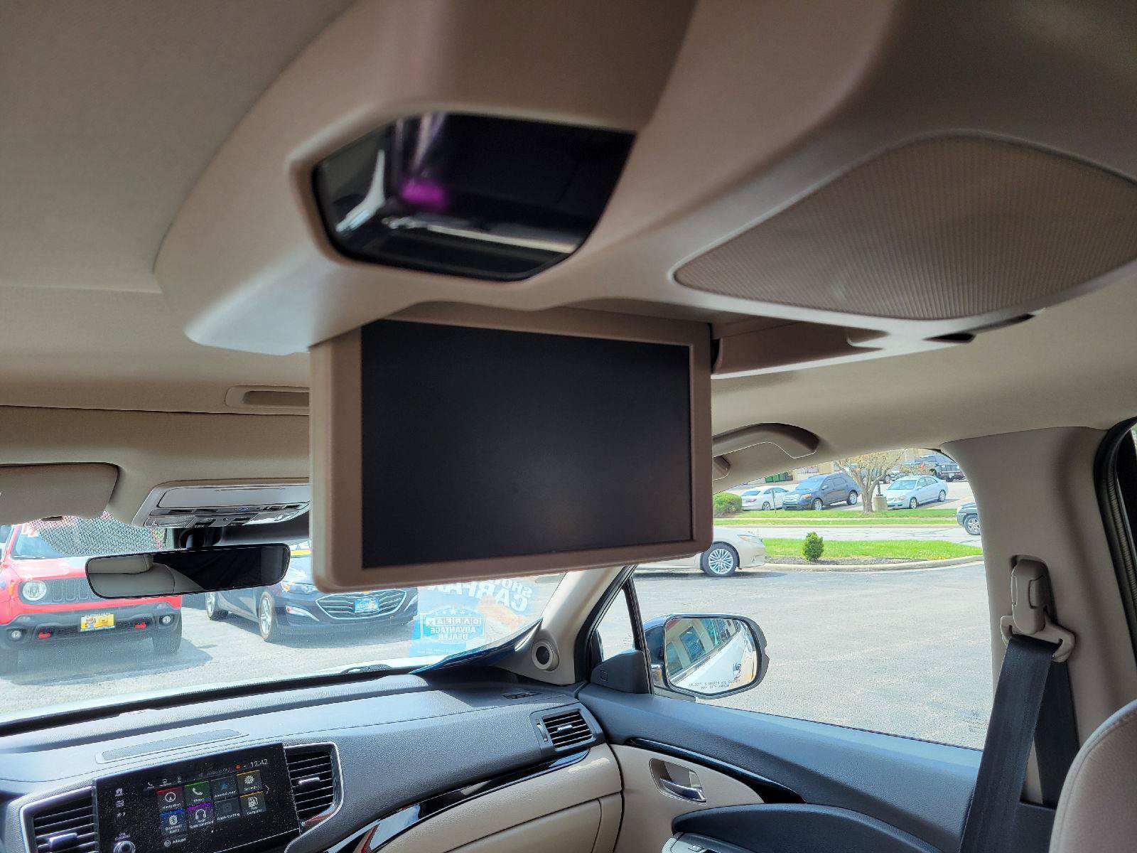 Used 2020 Honda Pilot Touring image 24