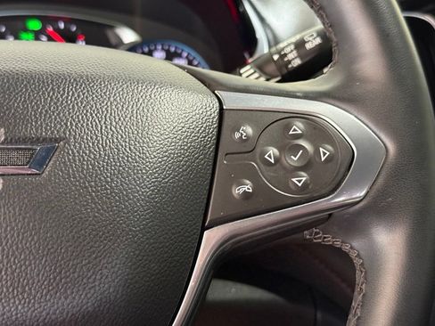 Used 2023 Chevrolet Traverse RS FWD image 20