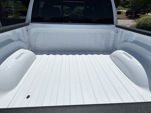 New 2026 RAM 1500 Express AWD/4WD image 13