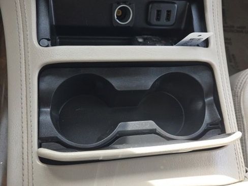 Used 2018 GMC Yukon XL Denali w/ Open Road Package image 32