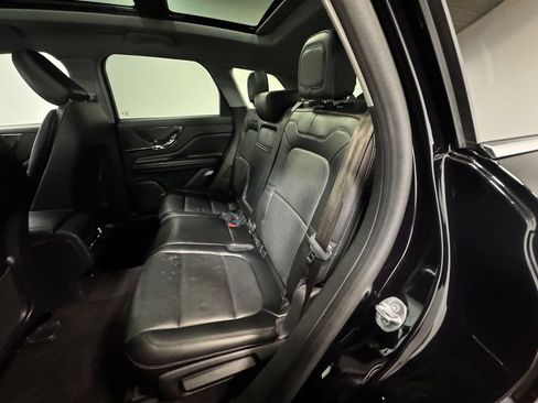 Used 2022 Lincoln Corsair Reserve w/ Elements Package image 6