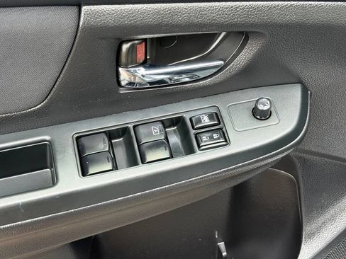 Used 2014 Subaru Impreza 2.0i Premium w/ All-Weather Package w/CVT AWD/4WD image 12