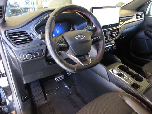 Certified 2023 Ford Escape ST-Line w/ Tech Pack #1 FWD image 14
