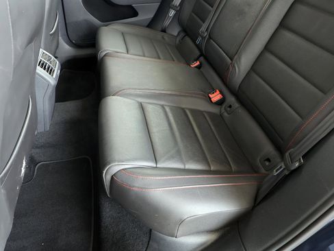 Used 2015 Volkswagen GTI SE w/ Lighting Package (SEL) FWD image 23