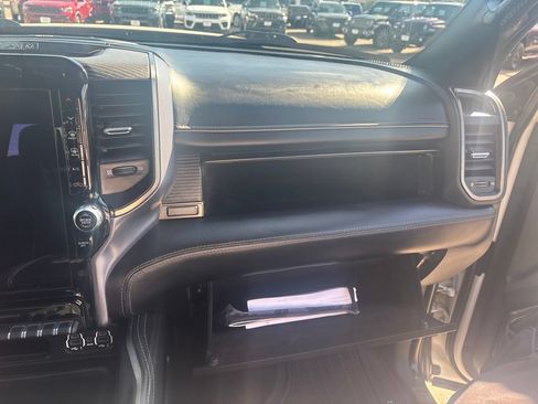 Used 2021 RAM 2500 Limited AWD/4WD image 17