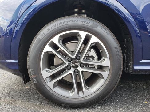 New 2025 Audi Q5 Premium Plus image 12