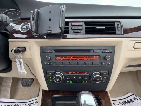 Used 2011 BMW 328i 328i 2dr Convertible image 18