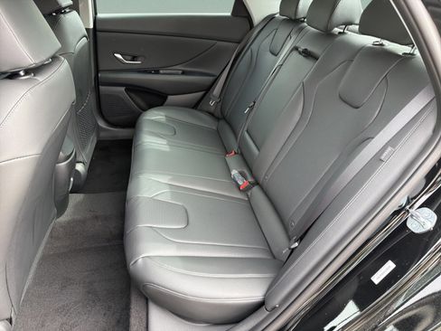 New 2026 Hyundai Elantra Limited FWD image 29