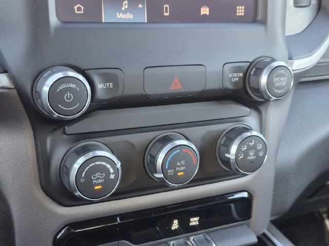 Used 2022 RAM 1500 Big Horn AWD/4WD image 25