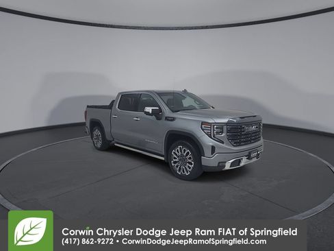 Used 2024 GMC Sierra 1500 Denali Ultimate AWD/4WD image 3