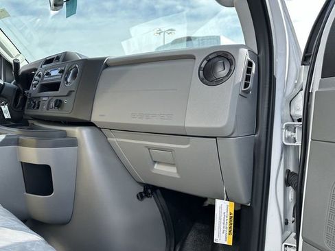 New 2024 Ford E-450 and Econoline 450 Super Duty w/ Power Windows & Locks Group image 54