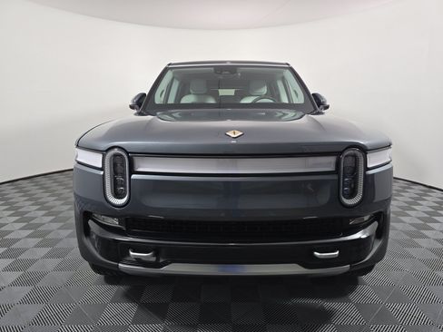 Used 2024 Rivian R1S Adventure AWD/4WD image 8