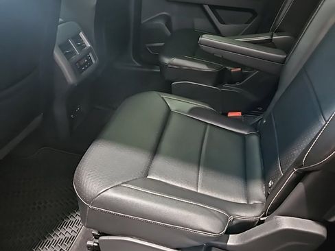 Used 2022 Volkswagen Atlas SE image 24