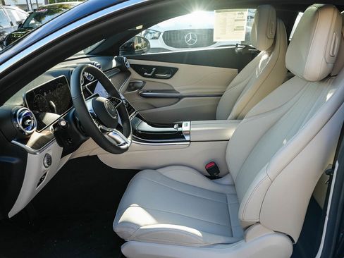 Used 2025 Mercedes-Benz CLE 300 4MATIC Coupe image 13